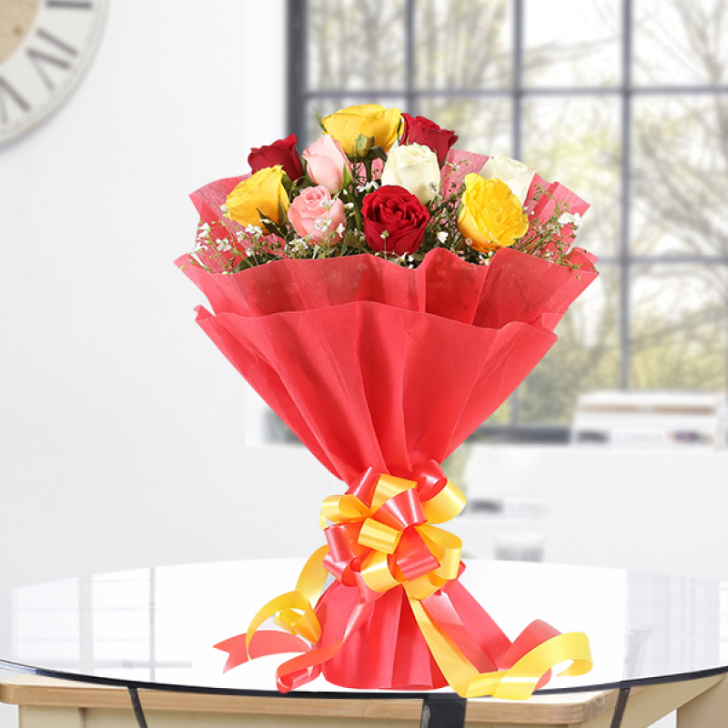 10 Mix Roses in Red Paper Packing